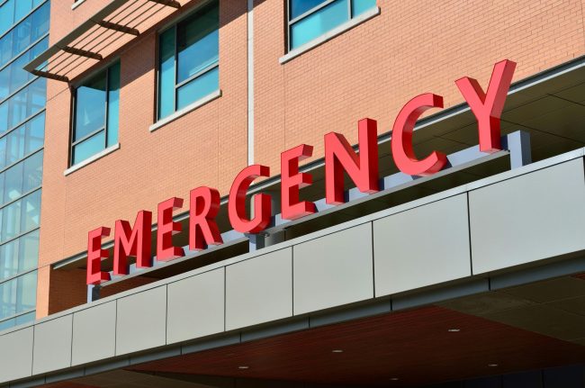pexels-pixabay-263402 Emergency room sign
